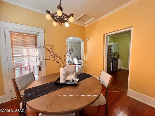 525 S 4Th Avenue, Tucson, AZ 85701