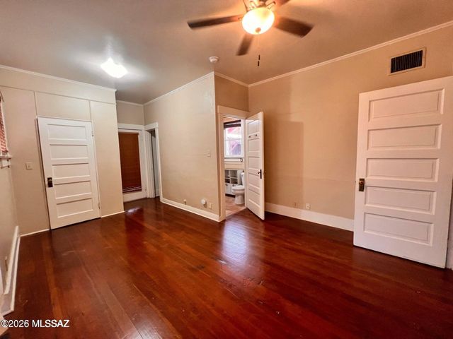 525 S 4Th Avenue, Tucson, AZ 85701