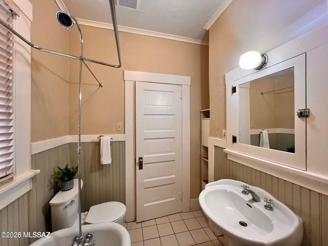 525 S 4Th Avenue, Tucson, AZ 85701