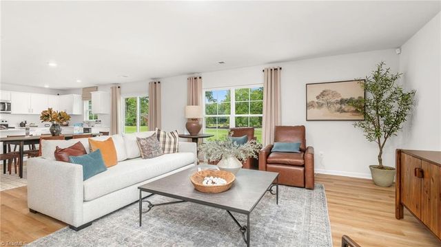 1107 Slingshot Drive, Archdale, NC 27263