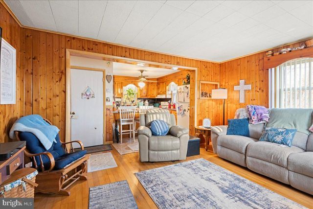 4537 HARPERS FERRY RD, Sharpsburg, MD 21782