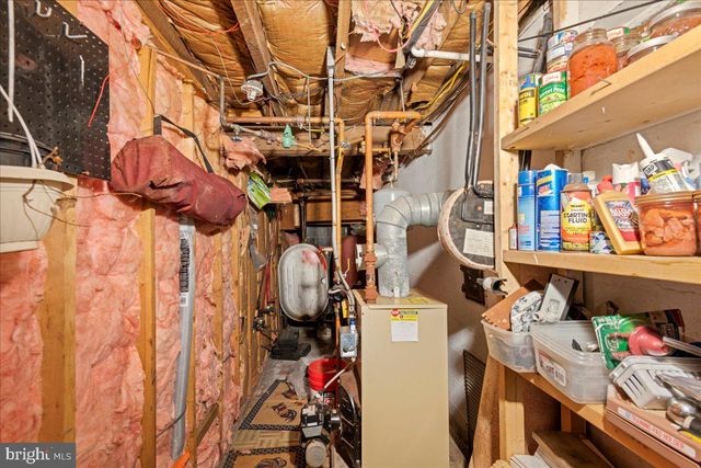 4537 HARPERS FERRY RD, Sharpsburg, MD 21782