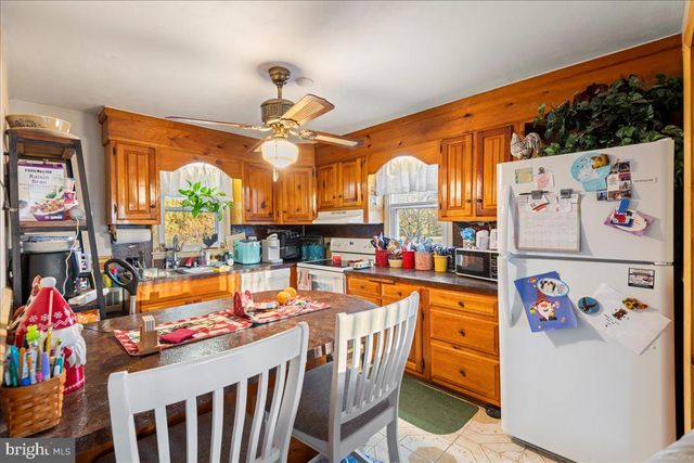 4537 HARPERS FERRY RD, Sharpsburg, MD 21782