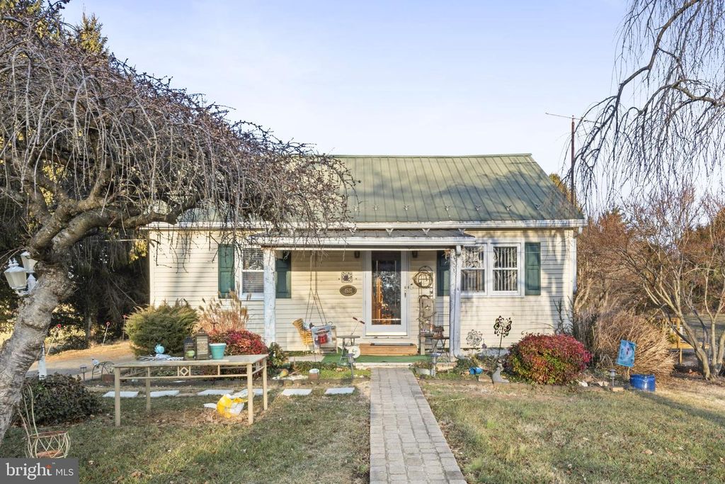 4537 HARPERS FERRY RD, Sharpsburg, MD 21782