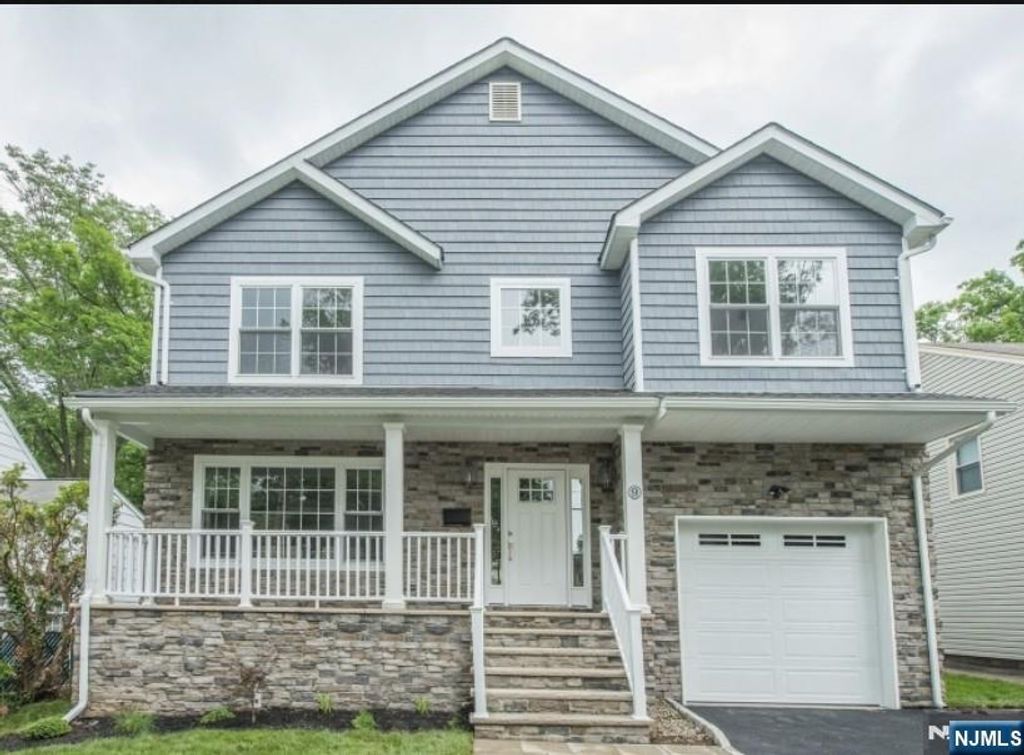 9 Burnet Hill Road, Livingston, NJ 07039