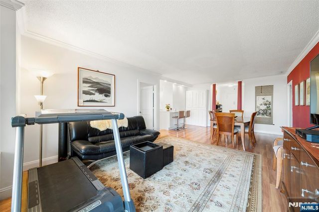 1530 Palisade Avenue 23E, Fort Lee, NJ 07024