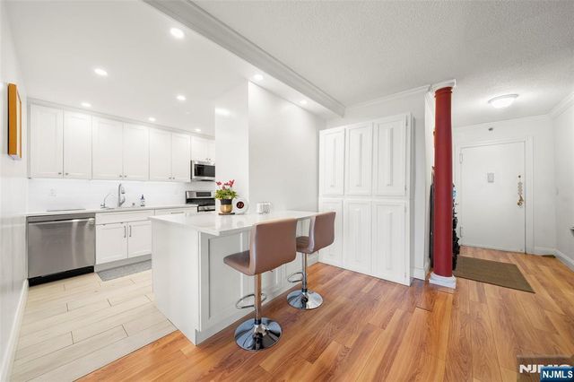 1530 Palisade Avenue 23E, Fort Lee, NJ 07024