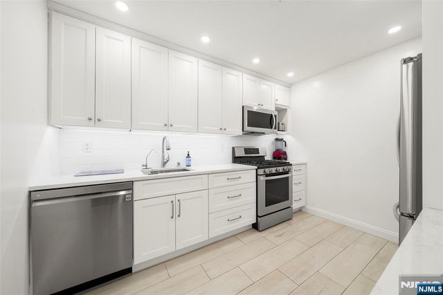 1530 Palisade Avenue 23E, Fort Lee, NJ 07024