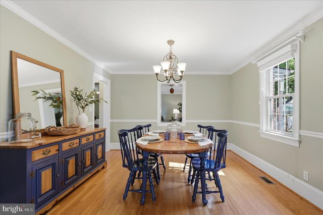 11590 S HARRY BYRD HWY, Berryville, VA 22611