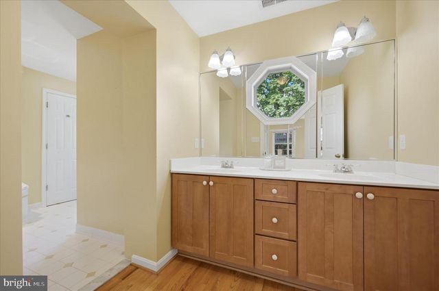 11590 S HARRY BYRD HWY, Berryville, VA 22611