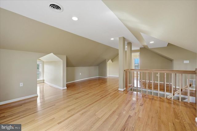 11590 S HARRY BYRD HWY, Berryville, VA 22611