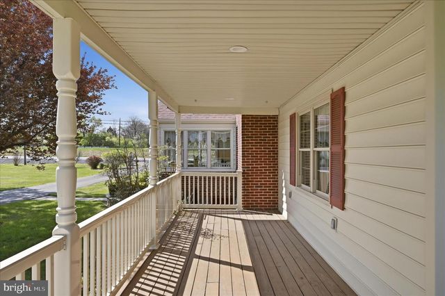 11590 S HARRY BYRD HWY, Berryville, VA 22611