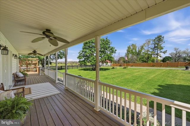 11590 S HARRY BYRD HWY, Berryville, VA 22611