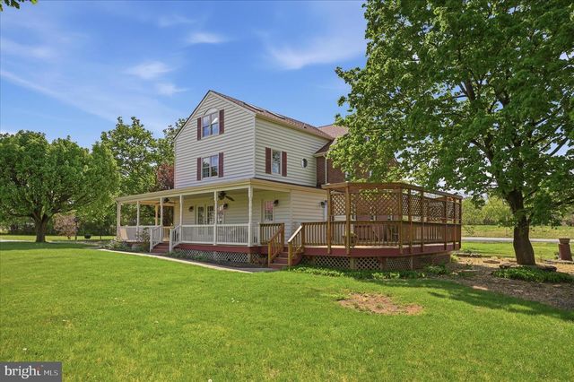 11590 S HARRY BYRD HWY, Berryville, VA 22611