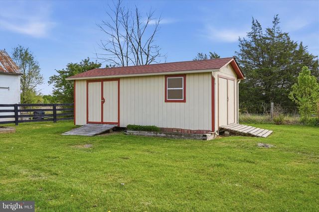 11590 S HARRY BYRD HWY, Berryville, VA 22611