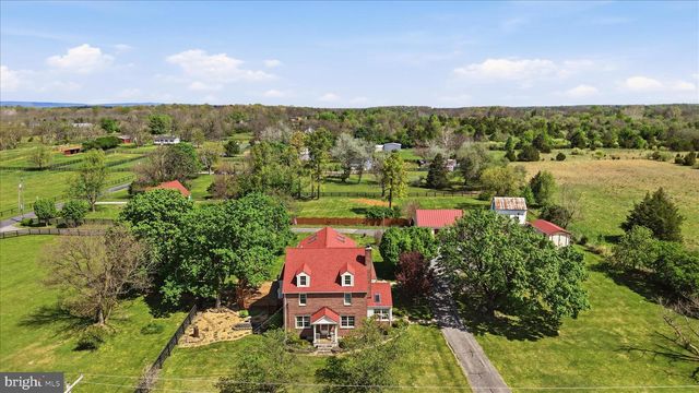 11590 S HARRY BYRD HWY, Berryville, VA 22611