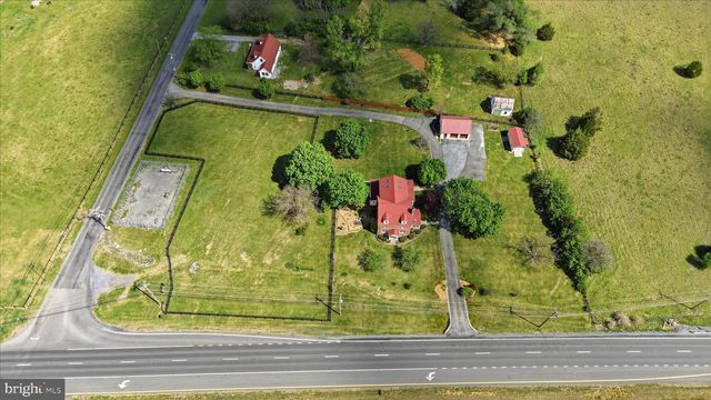 11590 S HARRY BYRD HWY, Berryville, VA 22611