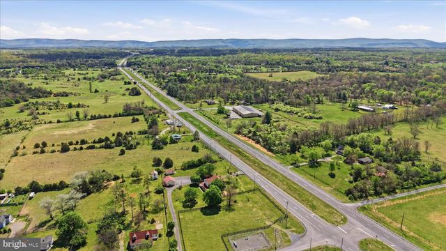 11590 S HARRY BYRD HWY, Berryville, VA 22611