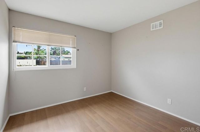 8549 De Vos Drive, Santee, CA 92071
