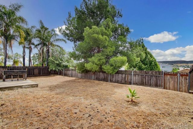 8549 De Vos Drive, Santee, CA 92071