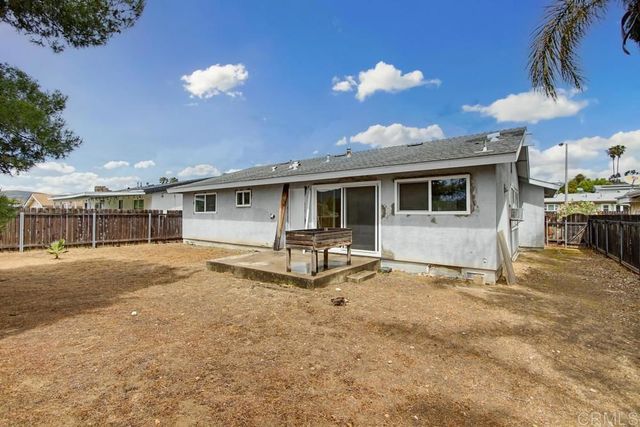 8549 De Vos Drive, Santee, CA 92071