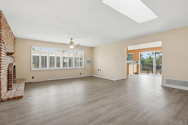 8549 De Vos Drive, Santee, CA 92071