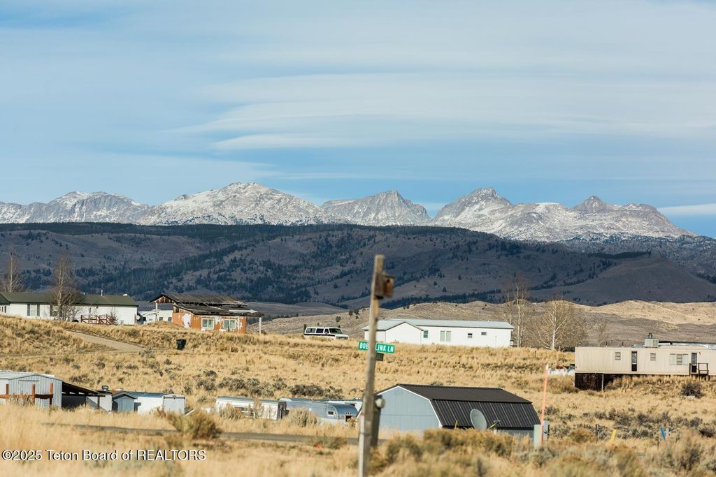 158 MEADOW LARK Lane, Boulder, WY 82923 photo 12