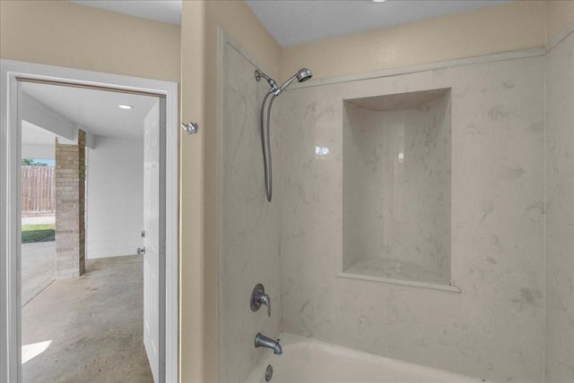 3337 Bridgette Lane, Mont Belvieu, TX 77523