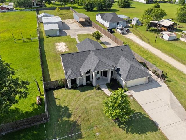 3337 Bridgette Lane, Mont Belvieu, TX 77523