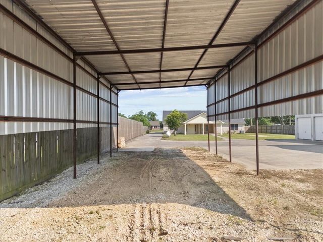 3337 Bridgette Lane, Mont Belvieu, TX 77523