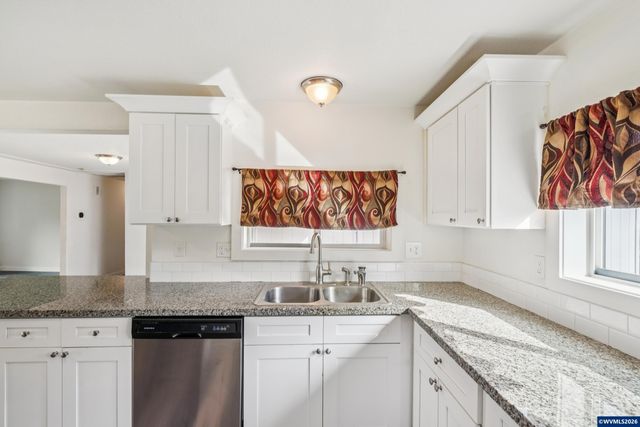 758 Browning Av S, Salem, OR 97302