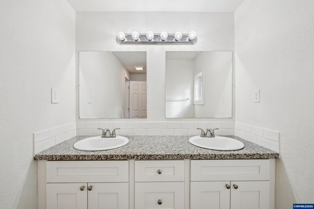 758 Browning Av S, Salem, OR 97302