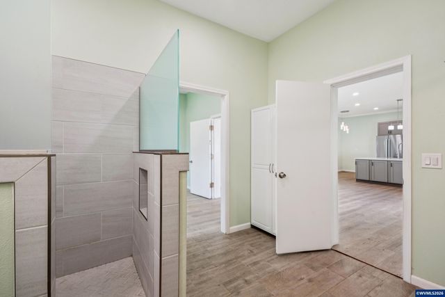 758 Browning Av S, Salem, OR 97302