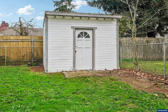 758 Browning Av S, Salem, OR 97302