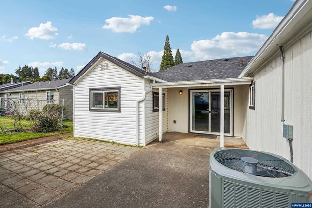 758 Browning Av S, Salem, OR 97302