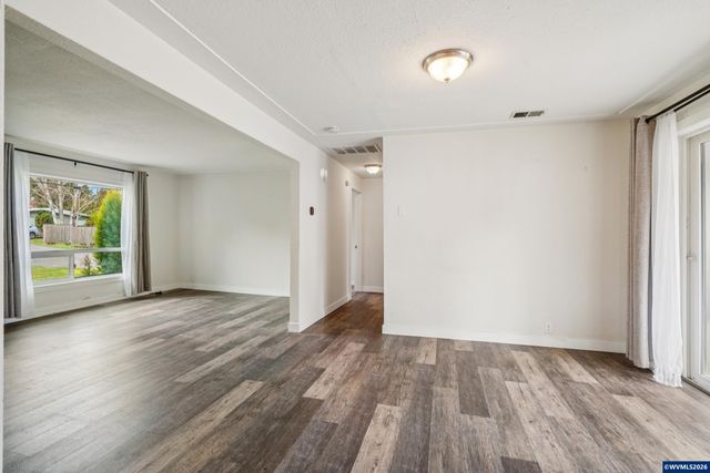 758 Browning Av S, Salem, OR 97302