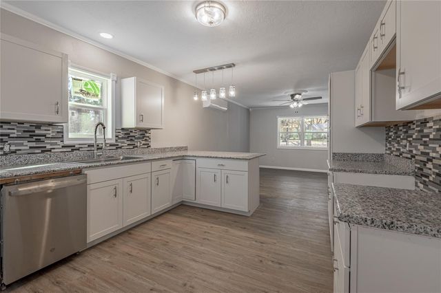 190 Riverwood Lane, Huntsville, TX 77320