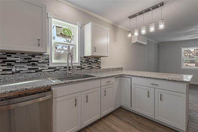 190 Riverwood Lane, Huntsville, TX 77320