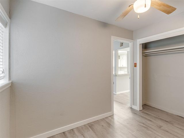 1209 N Cottonwood Drive, Midwest City, OK 73130