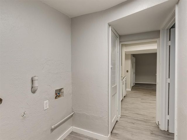 1209 N Cottonwood Drive, Midwest City, OK 73130