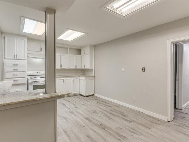 1209 N Cottonwood Drive, Midwest City, OK 73130