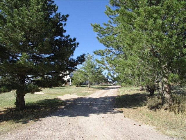 1563 Lisbon Dr, Parker, CO 80138