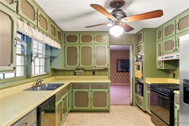 1615 Cedar Drive, Cottondale, AL 35453