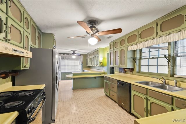 1615 Cedar Drive, Cottondale, AL 35453