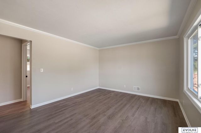 7524 N 34th Street, Omaha, NE 68112