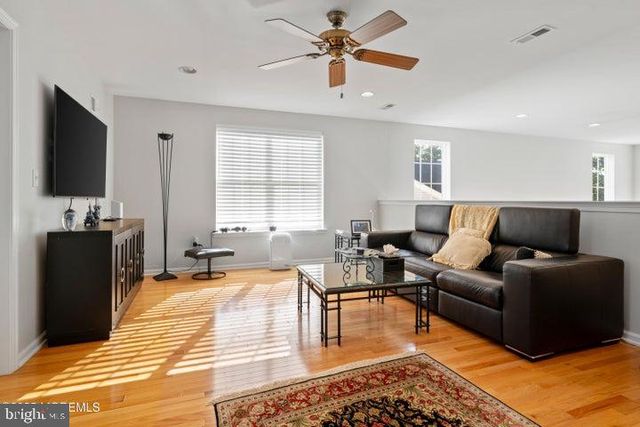 80 ARBORRIDGE DR, Forked River, NJ 08731