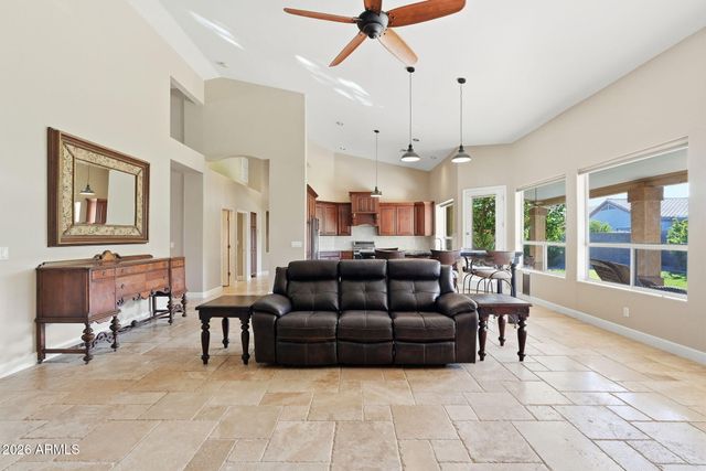 1281 W CHILTON Avenue, Gilbert, AZ 85233