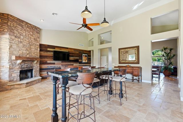 1281 W CHILTON Avenue, Gilbert, AZ 85233