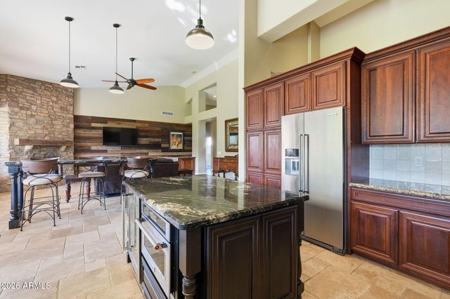 1281 W CHILTON Avenue, Gilbert, AZ 85233