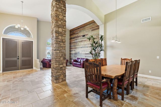 1281 W CHILTON Avenue, Gilbert, AZ 85233